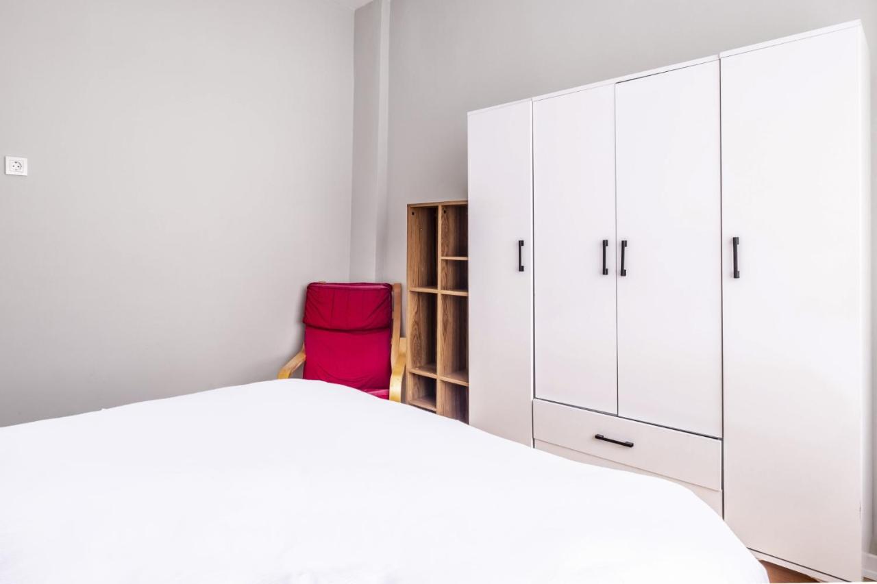 Appartement Sleek Flat With Excellent View In Cihangir *